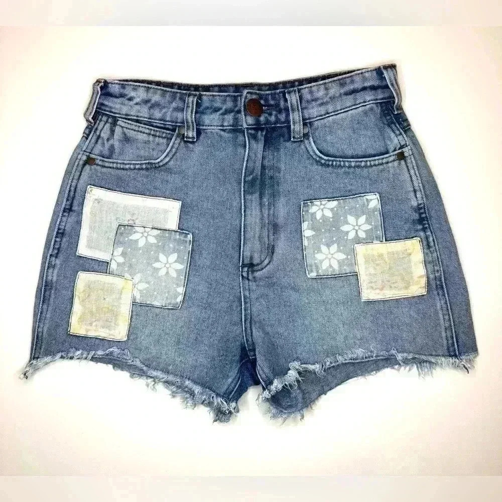 Billabong X Wrangler Women's Showdown Patch Work Shorts Size 24